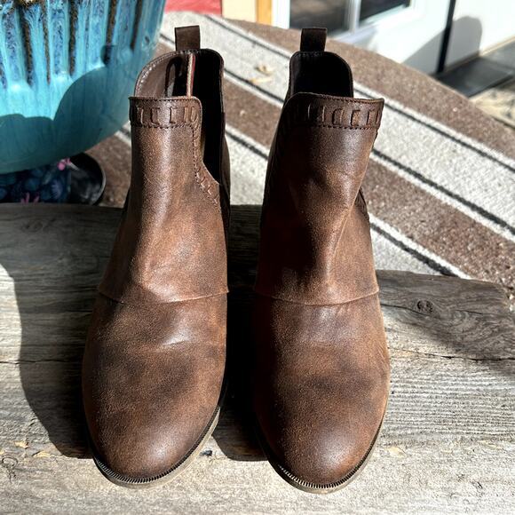Rock & Candy LIPTON by ZiGi Ankle Boots SZ 8.5 Brown Bootie Chic Career Neutral - Picture 3 of 8